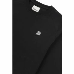 Penfield Black Bear Chest Badge Crew Sweatshirt -Penfield Shop unnamed file 271