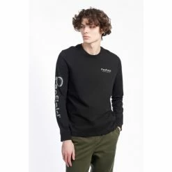 Penfield Mens Black Long-Sleeved Bear Graphic T-Shirt